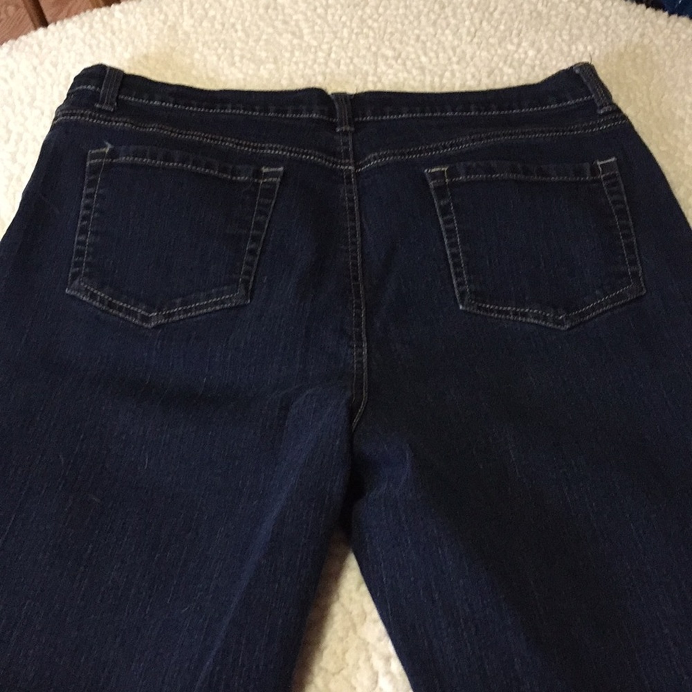 Jeans - Picture 2 of 6